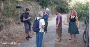 Un momento delle riprese nei pressi di Terre Rosse a Portiglioni (scarlino)