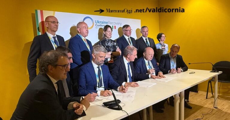 La firma dell'accordo di programma con Metinvest a Roma per le acciaierie di Piombino