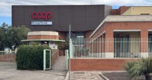 Vignale, la sede di Unicoop Etruria