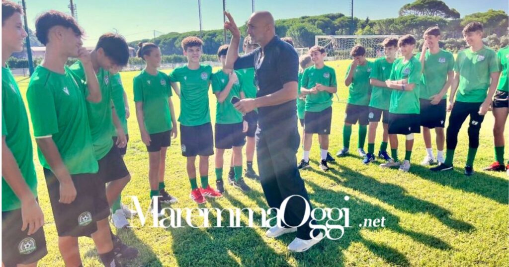 Luciano Spalletti in visita alla Pro Soccer a Castiglione della Pescaia