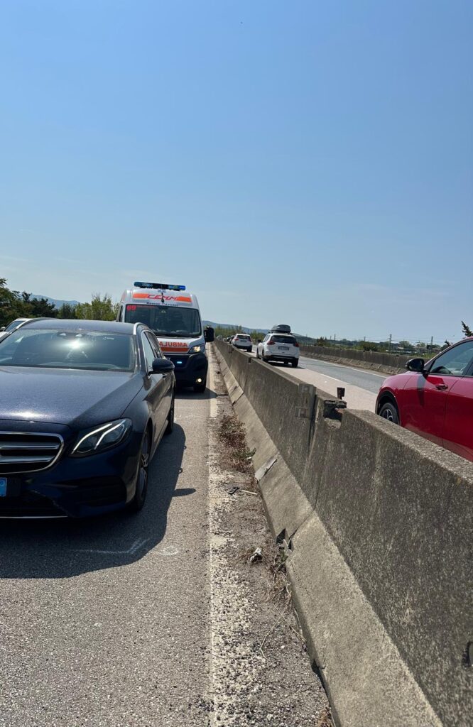 La Misericordia sul posto dell'incidente