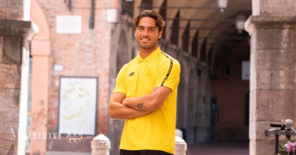 Alessandro Sersanti con la maglia del Modena (foto @ModenaFc)
