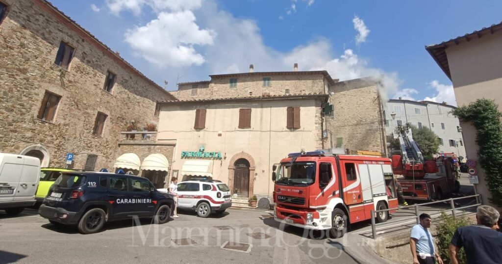 L'incendio nell'appartamento a Campagnatico