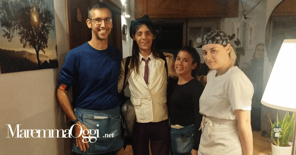 Lucio Corsi e lo staff del ristorante Il Boscaiolo a Torniella