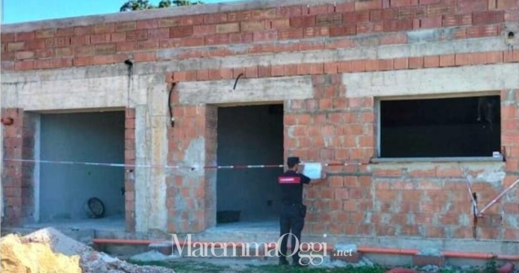 Il sequestro degli edifici a Orbetello