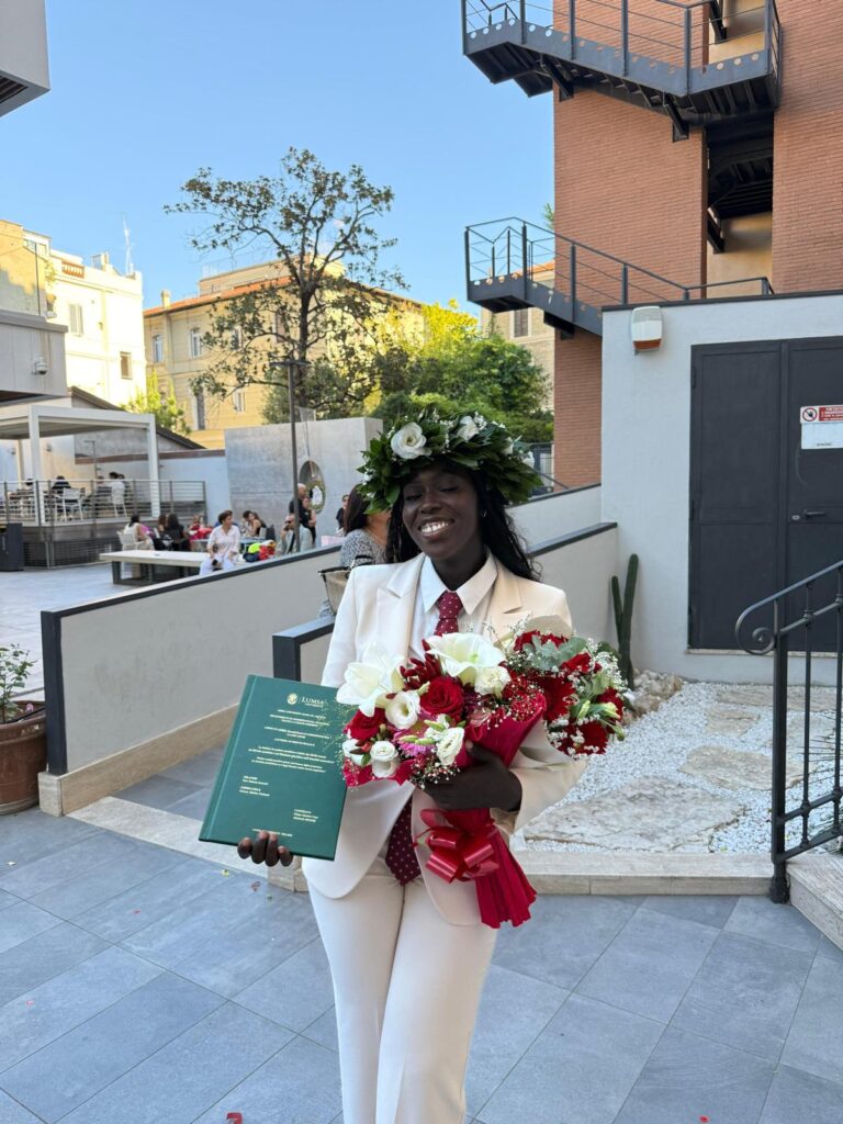 Aisha nel suo giorno di laurea
