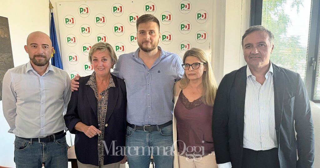 I candidati del Pd alle Regionali, da sinistra Alessio Scheggi, Lidia Bai, il segretario Giacomo Termine, Lucia Tosini e Leonardo Marras