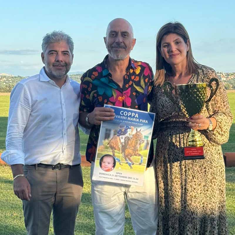 Altre due immagini della manifestazione, con i genitori di Giovanni Maria