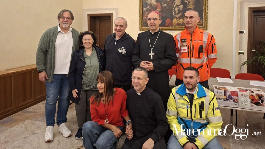 La firma del protocollo d'intesa abitare la notte