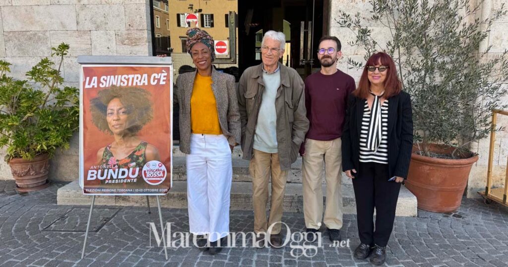 Antonella Bundu con i candidati di Toscana Rossa: Lamberto Soldatini, Andrea Nannerini e Tamara Tognetti. Mancava Camilla Carola Marri