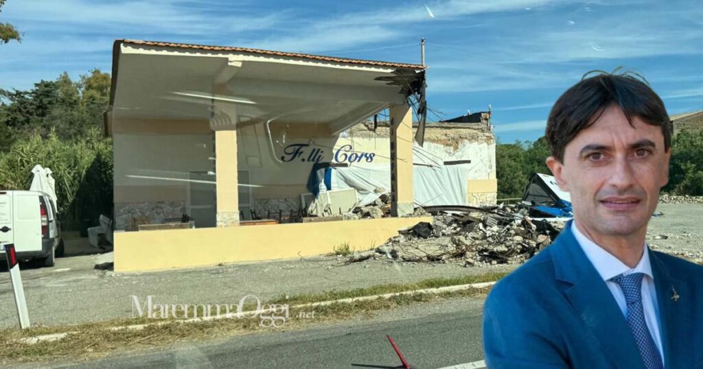 Aurelia a Capalbio, il negozio distrutto dall'incidente di agosto scorso e il senatore Manfredi Potenti, che replica sulla Tirrenica