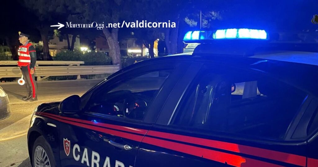 Un posto di blocco dei carabinieri di Piombino