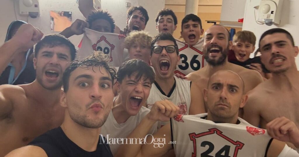 La festa negli spogliatoi della Gea Basket dopo la vittoria con Carrara