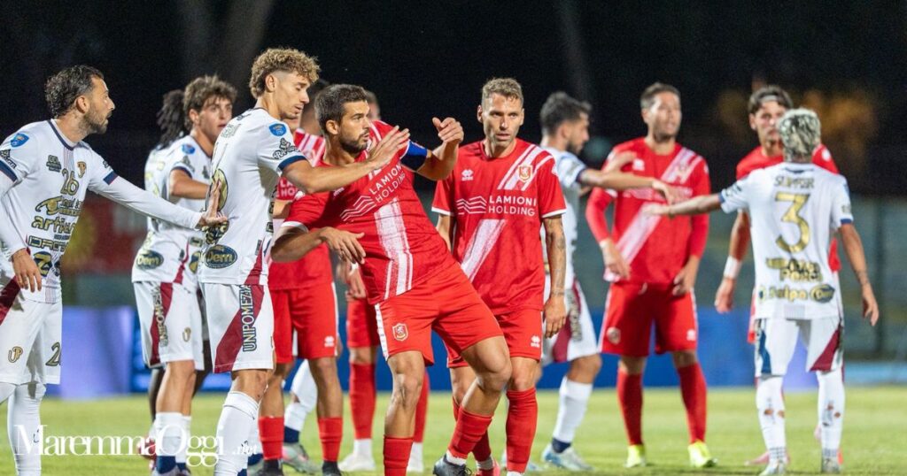 Un'immagine della partita fra il Grifone e il Pomezia (foto di Aldo Giuliani)