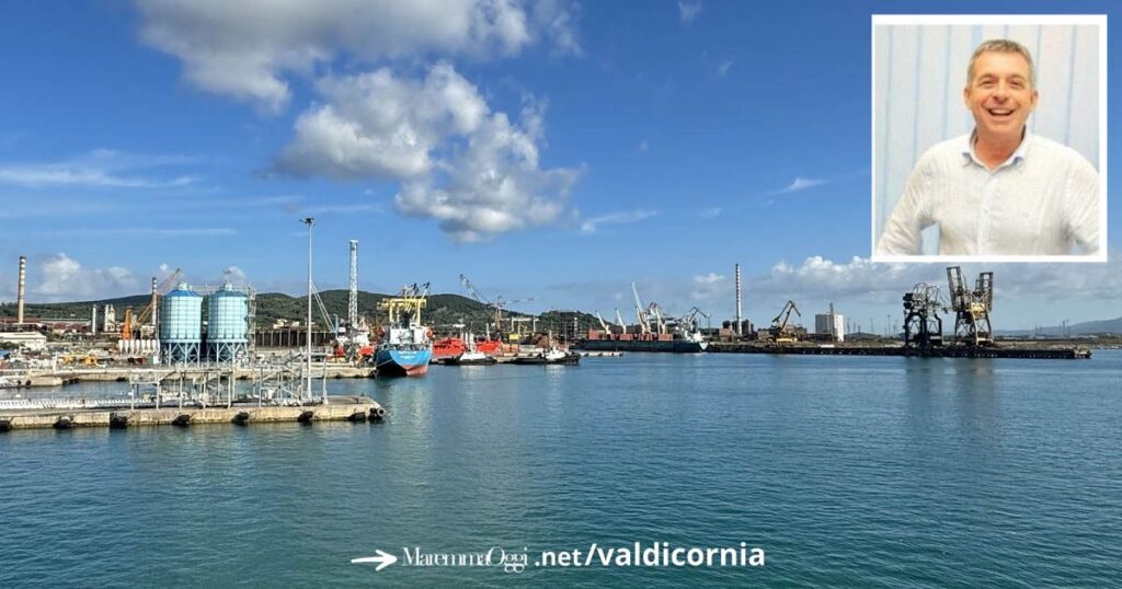 il porto di Piombino, nel riquadro Carlo Torlai