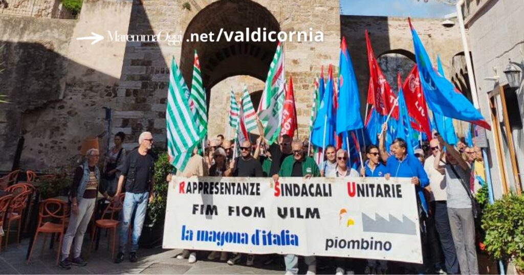 I sindacati alla manifestazione per la Magona: mercoledì 8 l'incontro al Mimit