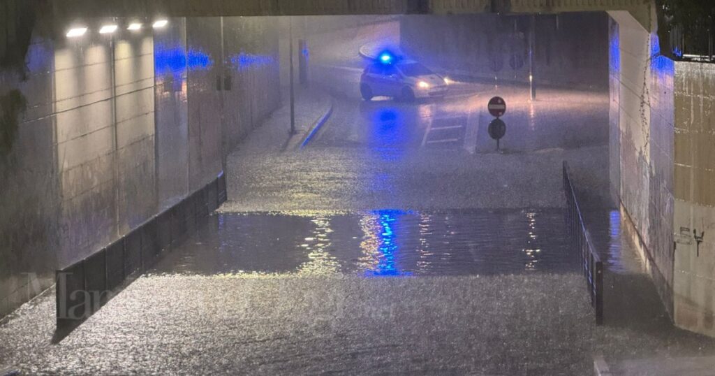 Il sottopasso di Barbanella chiuso dalla polizia municipale