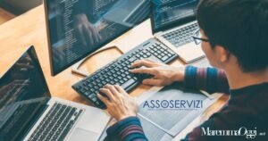 Una persona a un corso di formazione di Assoservizi