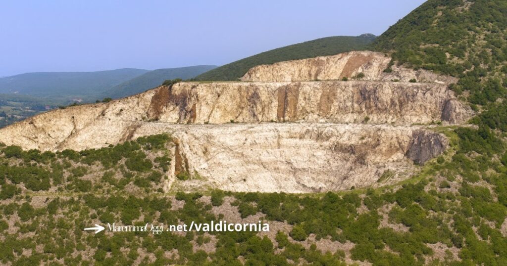 La cava di Monte Calvi a Campiglia Marittima