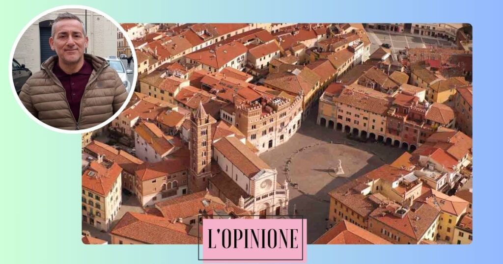 Una foto del centro storico e nel riquadro Alberto Macchi