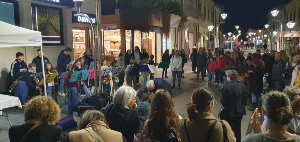 Grande partecipazione all'evento