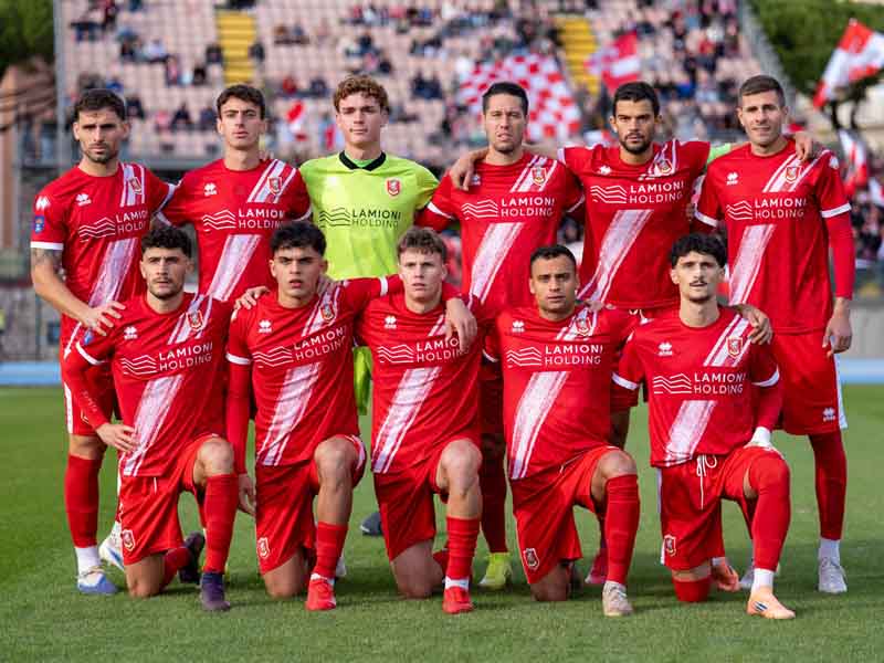 La formazione del Grosseto (foto Aldo Giuliani)