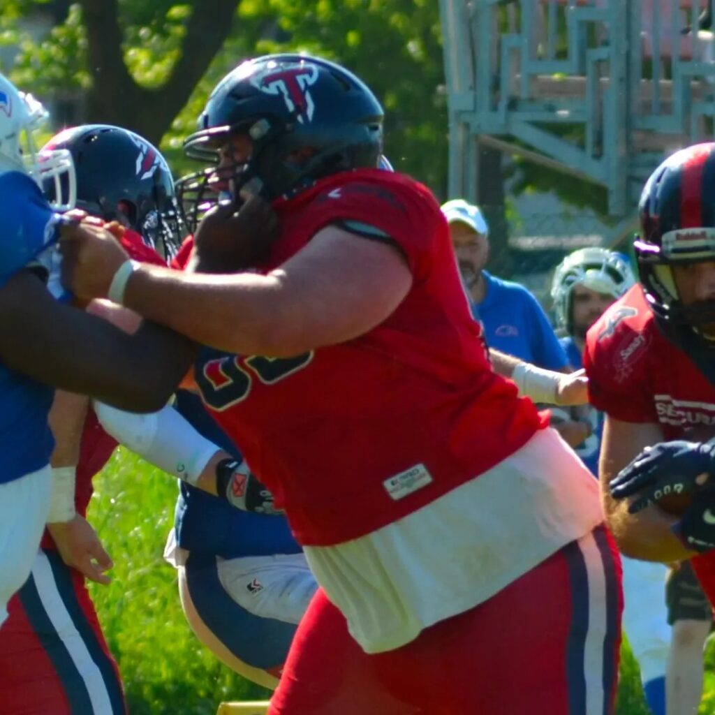 Nicolò Morra nei Traggers di Cecina