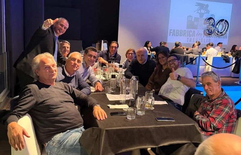 Alessandro Bragagna a cena con altri esponenti di "Patto per il Nord" a Treviglio