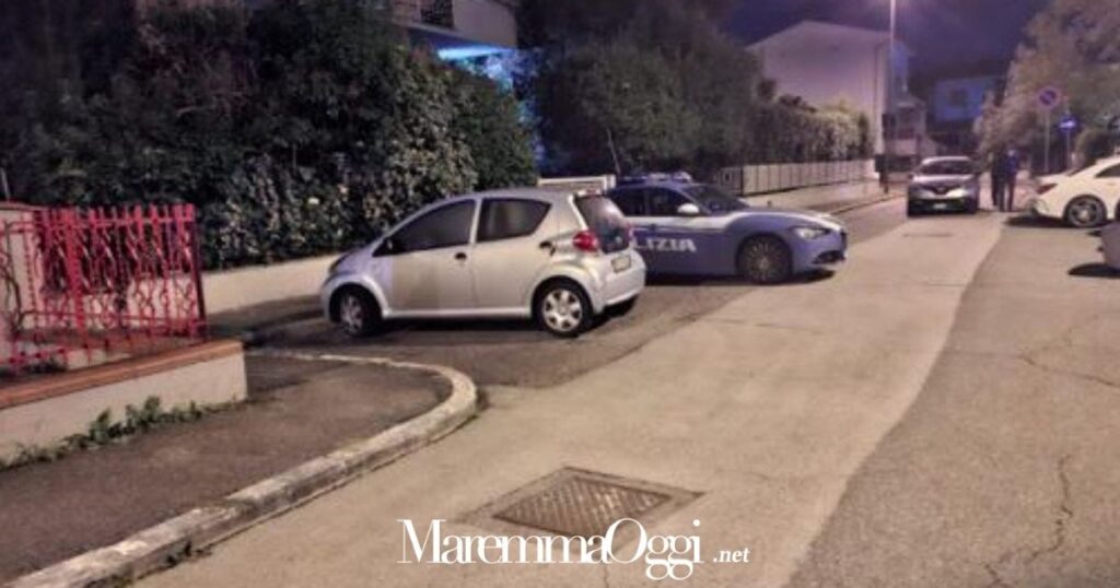 La polizia a Casalecci dopo il furto in un appartamento