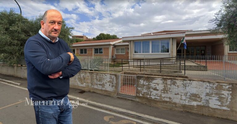 La scuola elementare di Magliano e il sindaco Gabriele Fusini