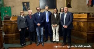 Assessori, al centro il sindaco di Piombino Francesco Ferrari