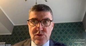 Davide Gariglio in collegamento da remoto con il consiglio comunale di Piombino