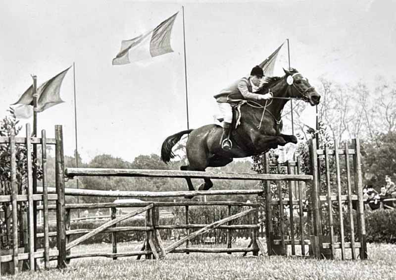 Giuseppe Ramirez impegnato sugli ostacoli