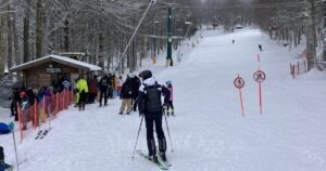La gente sulle piste alle Macinaie (foto Umberto Papi)