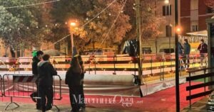 La pista di pattinaggio in piazza De Maria a Grosseto