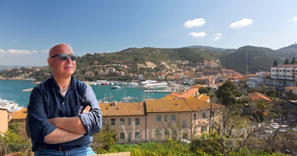 Una veduta di Porto Santo Stefano e Francesco Pratesi di Italia Nostra