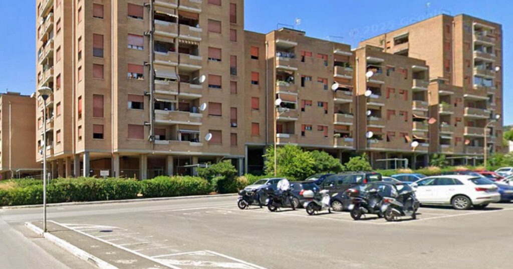 Le case popolari di via di Vittorio