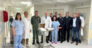 Il momento della donazione dell'elettrocardiografo