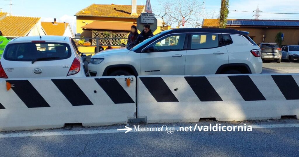 La polizia locale sul luogo dell'incidente al Gagno