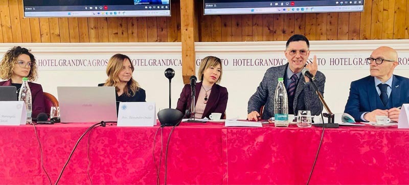 Il tavolo dei relatori al Granduca