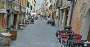Una veduta di corso Italia a Orbetello (foto d'archivio)
