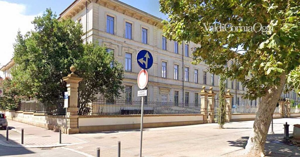 L'istituto comprensivo 1 in Piazza Dante a Piombino