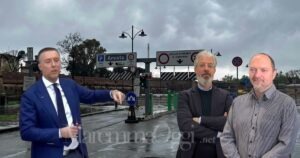 Il parcheggio di Campo Amiata, l'assessore Fabrizio Rossi e i consiglieri Carlo De Martis e Giacomo Gori