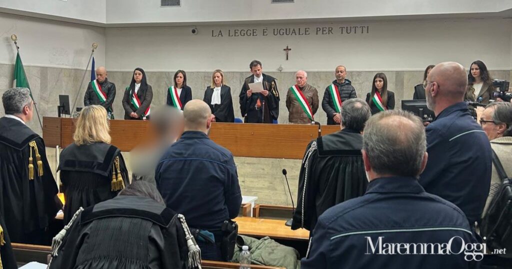 La Corte d'assise mentre pronuncia la sentenza