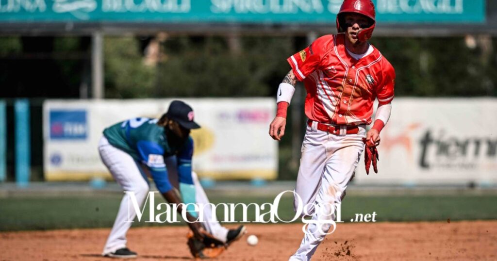 Una fase di gara1 fra Bbc Grosseto e Nettuno allo Jannella (foto Ezio Ratti - FIBS)