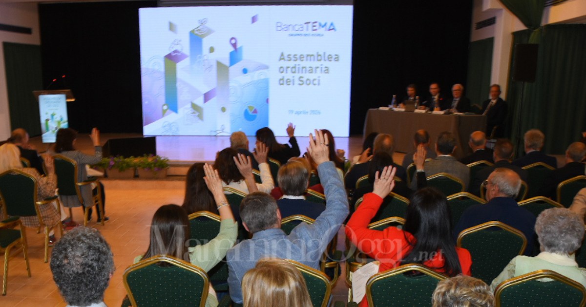 Un momento dell'assemblea di Banca Tema alla Fattoria La Principina