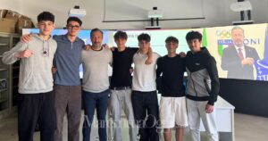 Luca Banchi con gli studenti del Polo Aldi di Grosseto