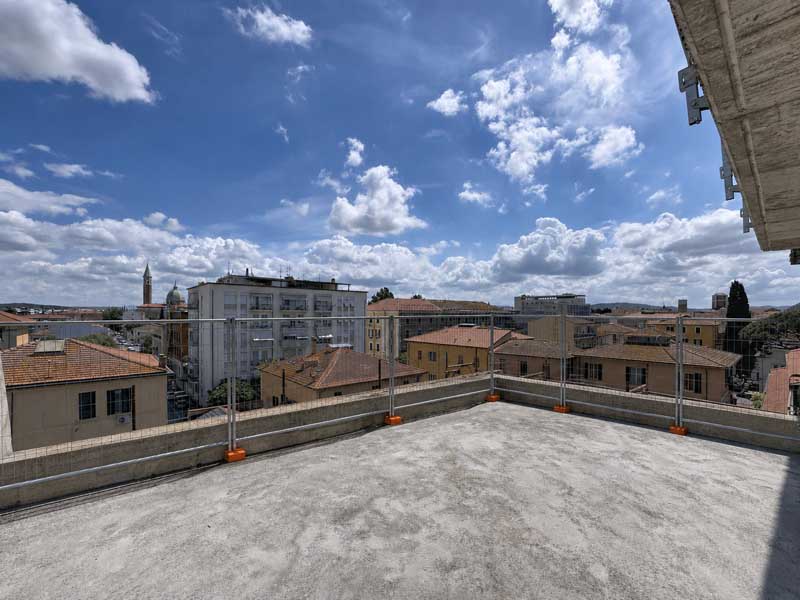 La terrazza all'ultimo piano di Fucini 33