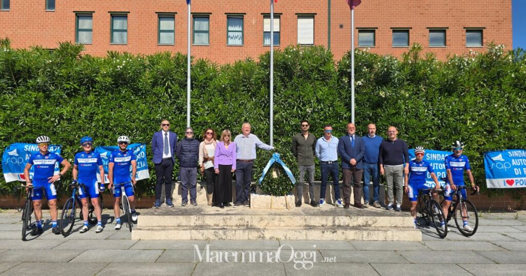I presenti alla cerimonia della Staffetta della memoria