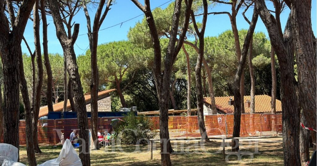 Il bar ristorante Al Tramonto nei pressi della Torraccia nel parco di Rimigliano